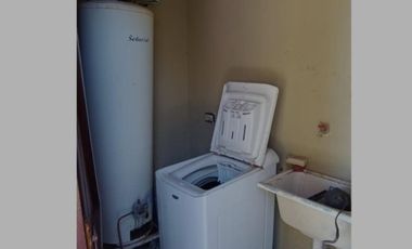 VENDO CHALET CON PISCINA Y QUINCHO