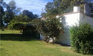 Casa Quinta sobre 3 hectáreas y media con pileta Batán