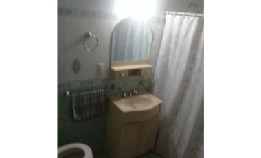 Casa Quinta sobre 3 hectáreas y media con pileta Batán
