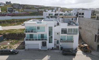 Se vende casa de 4 recámaras en Real Mediterráneo, Tijuana