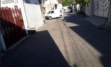 Rumah Tengah Kota Cocok Untuk Usaha Area Muat Truk