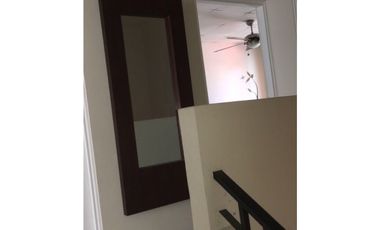 ALQUILER O VENTA DE CASA EN LAS ACACIAS