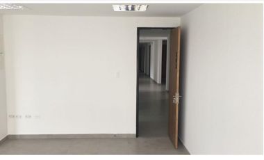 Se Arrienda Oficina En Centro Empresarial Altamisa