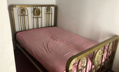 Chalet 4 ambientes con dependencia. Zona San Carlos