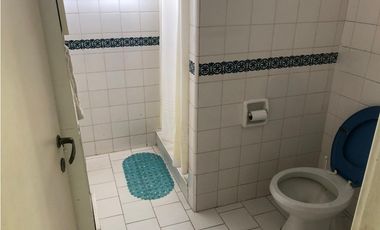 Chalet 4 ambientes con dependencia. Zona San Carlos