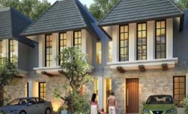 Dijual Townhouse cantik di cluster exclusive dekat dengan toll