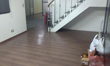 Interesante inmueble comercial + vivienda en venta en Lomas de Zamora
