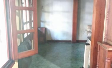 Interesante inmueble comercial + vivienda en venta en Lomas de Zamora