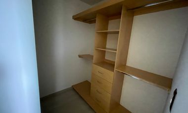EN RENTA DEPARTAMENTO DE LUJO ALTOZANO MODERNO NUEVO CON VISTA