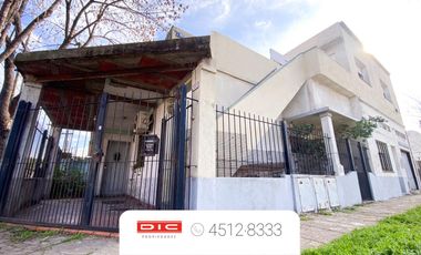 Casa 2 dormitorios  Venta - Carapachay