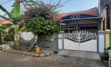 6 Bedroom House for sale