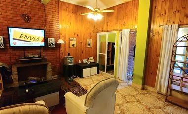 Departamento Tipo Casa en venta en Lanus Este