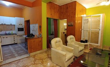 Departamento Tipo Casa en venta en Lanus Este