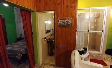 Departamento Tipo Casa en venta en Lanus Este