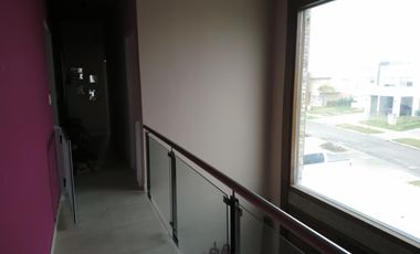 Importante casa en Nuevo Quilmes