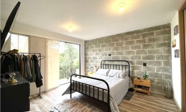 Hermosa y acogedora casa en el bosque!