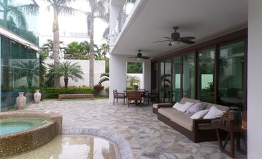 Residencia en venta en Villa magna Cancun Moderna