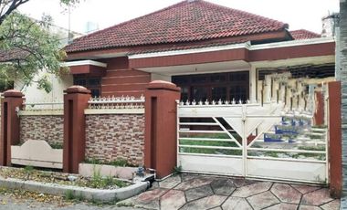 Villa disewakan di Jawa Timur, Surabaya