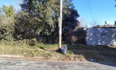 VENTA DE LOTE TERRENO SOBRE ASFALTO - 283 M² - A METROS DE AV. MONTEVERDE - BURZACO