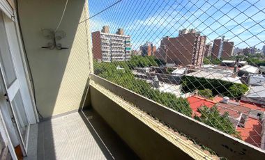 Departamento en venta, 3 ambientes, Abasto Rosario, con balcón