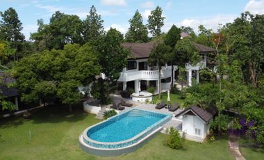 Splendid 5 rai property with an amazing 4 bedroom home, salt water pool and lake Doi Saket Chiangmai
