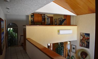 Las Cañadas, Casa en Venta a Campo de Golf con Bonita Vista