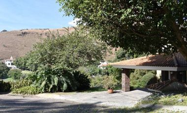 Las Cañadas, Casa en Venta a Campo de Golf con Bonita Vista