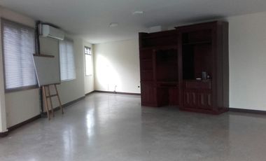 edificio en arriendo en catercol. Cod A6696477