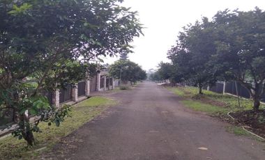 Tanah kavling strategis dekat kantor kabupaten Bandung barat Ngamprah cocok untuk cluster