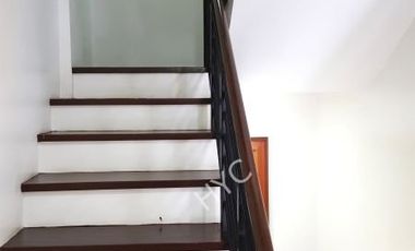 Quezon City Townhouse 4BR 3carpark inside subdiv nr LungCntr