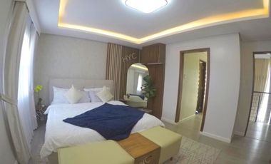 Quezon City Townhouse 4BR 3carpark inside subdiv nr LungCntr