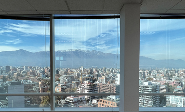 Oficina en Arriendo en Torre Paris/ Metro Los Leones