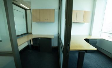 Oficina en Arriendo en Torre Paris/ Metro Los Leones