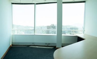Oficina en Arriendo en Torre Paris/ Metro Los Leones