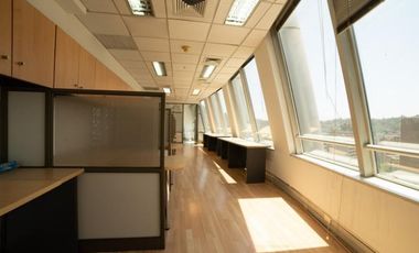 Oficina en Arriendo en Torre Paris/ Metro Los Leones