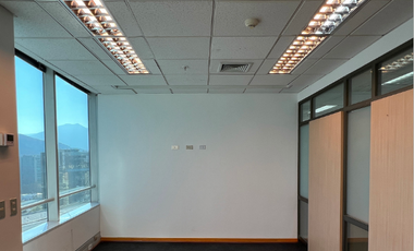 Oficina en Arriendo en Torre Paris/ Metro Los Leones