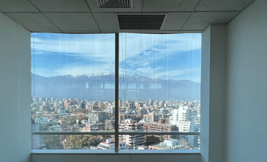 Oficina en Arriendo en Torre Paris/ Metro Los Leones