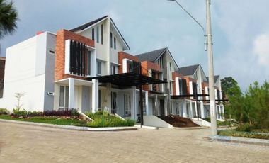 Rumah Nyaman exclusive 2 lantai harga 1 lantai di Cimahi Utara