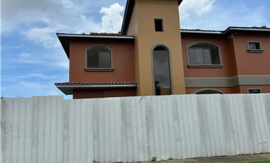 AM Se vende hermosa casa en Costa Sur en $525,000