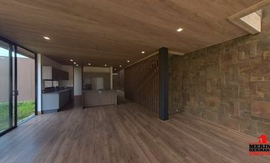 casa en venta en alto de las palmas. Cod V5563