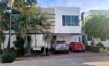 SOLARES  Casa en venta en Fraccionamiento Solares
