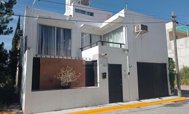 Casa sola en venta en La Cabaña, Texcoco, México
