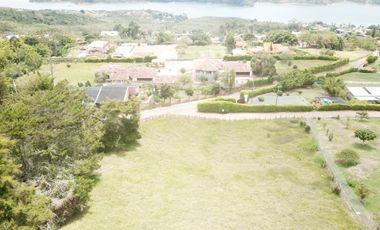 LOTE en VENTA en Calima Lago Calima