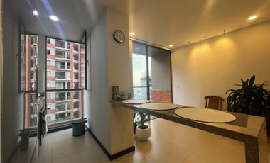 VENDO APARTAMENTO  EN ALTOS DEL POBLADO OPORTUNIDAD DE INVERSIÓN