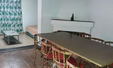 SE VENDE CASA GRANDE EN ZONA INTERMEDIA