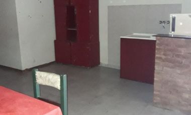 SE VENDE CASA GRANDE EN ZONA INTERMEDIA