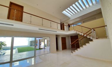 Casa en venta Con ACABADOS DE LUJO  Fracc las palmas