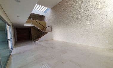 Casa en venta Con ACABADOS DE LUJO  Fracc las palmas