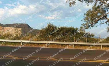 Terreno de uso mixto en Chapala