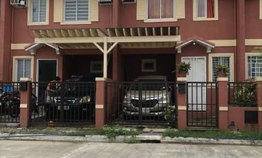 Townhouse for Sale with Amenities near SM North &;Trinoma